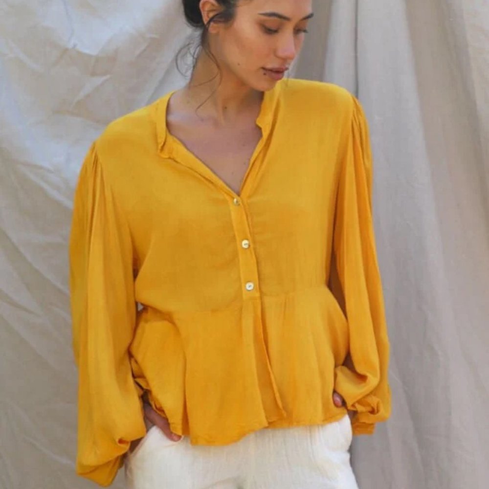 Jen's Pirate Booty Vallonet Top | Size: Small | NWT